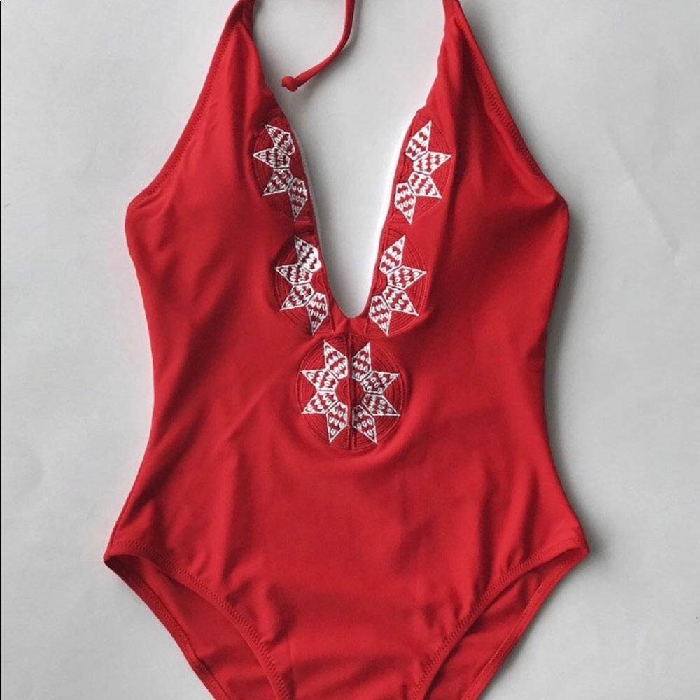 DANCING ROSE EMBROIDERED ONE-PIECE SWIMSUIT